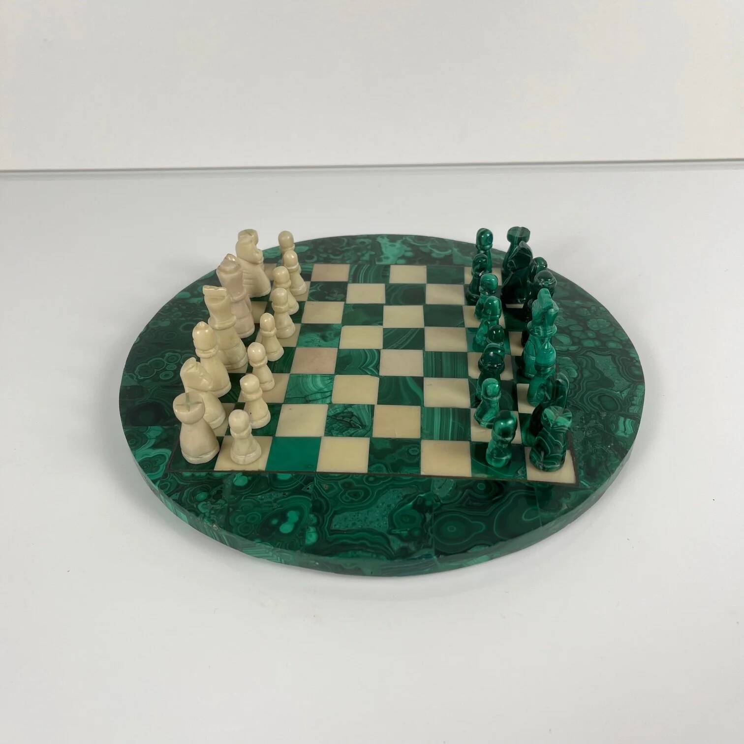 Decorative chess set in malachite, 1950–1970
