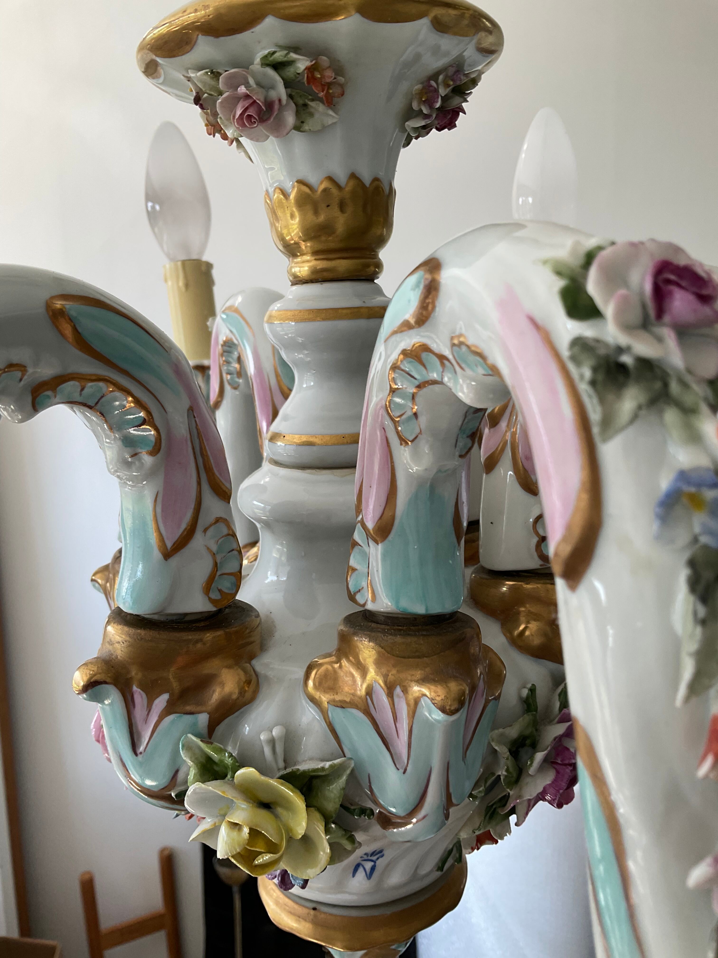 Old chandelier Capodimonte porcelain Italy 6 arms