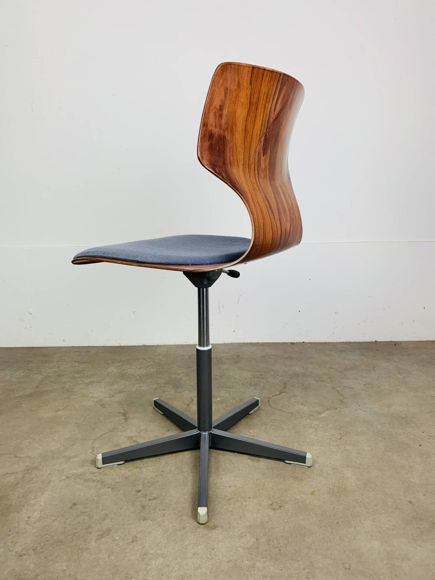 Pagholz Pagwood office chair, swivel