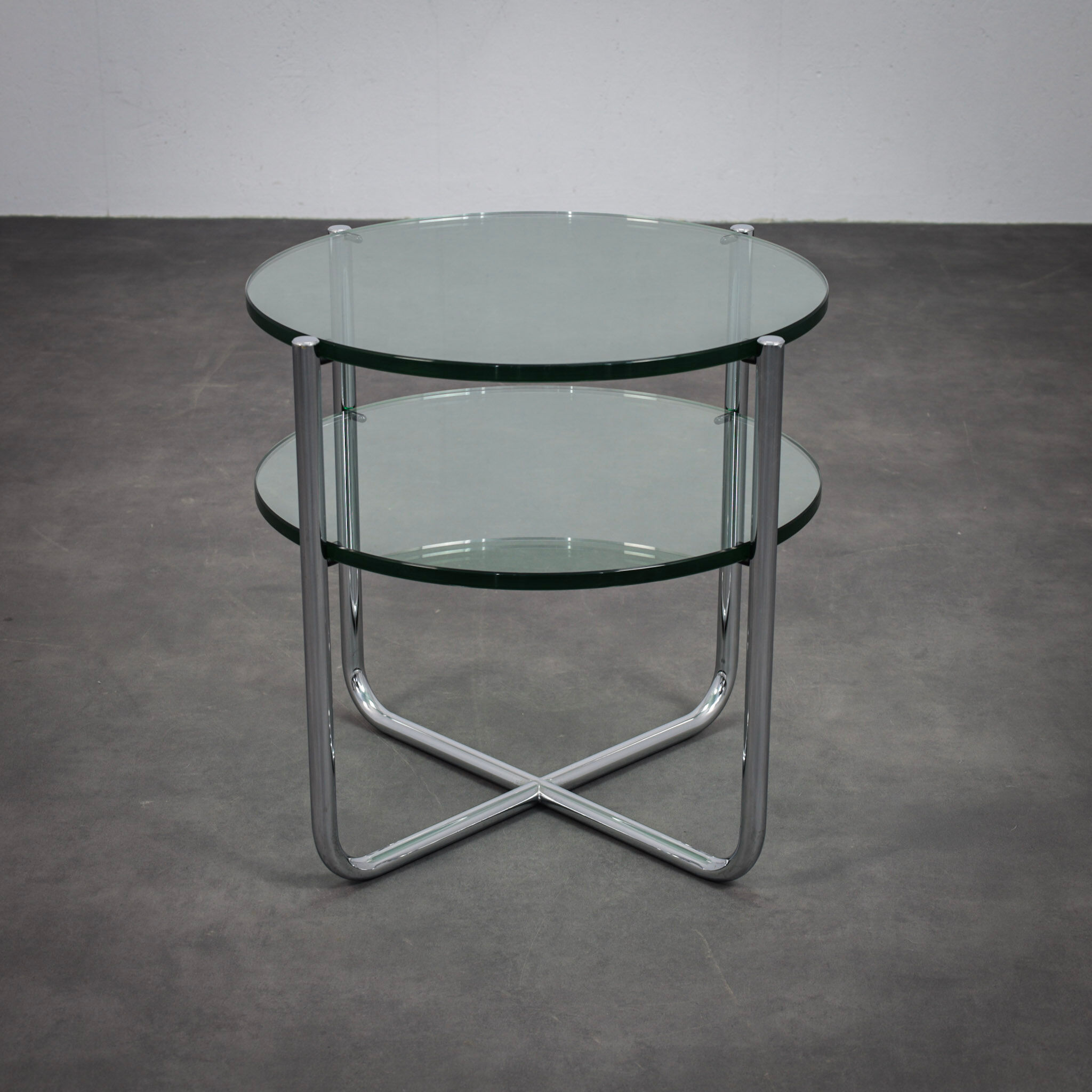 Bauhaus side table model 425 by Dutch Originals, 1990s.