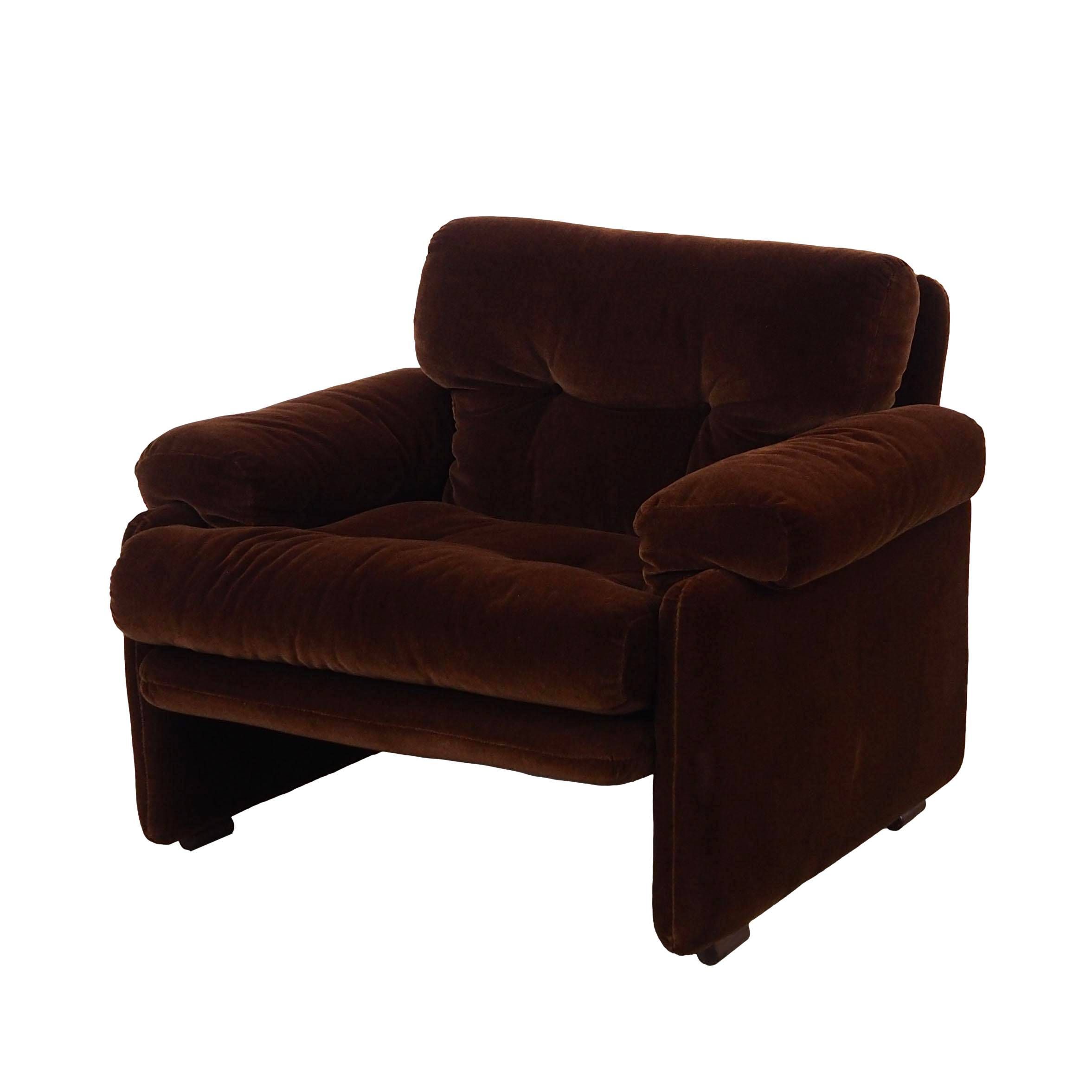 Brown armchair Coronado, Italian design, 1960s, manufacturer: B&B Italia, d