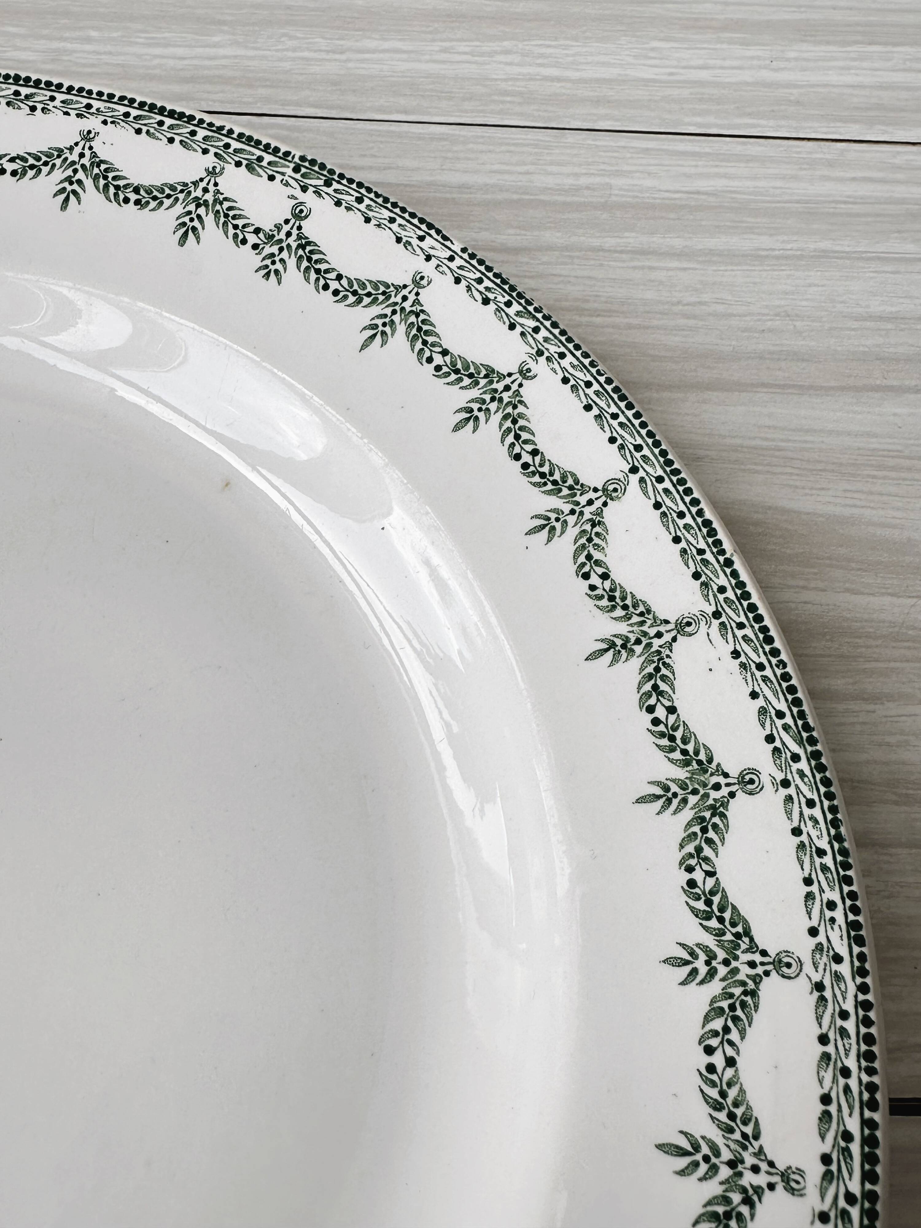 Pie dish 'Ney' Boch Frères La Louvière Belgium