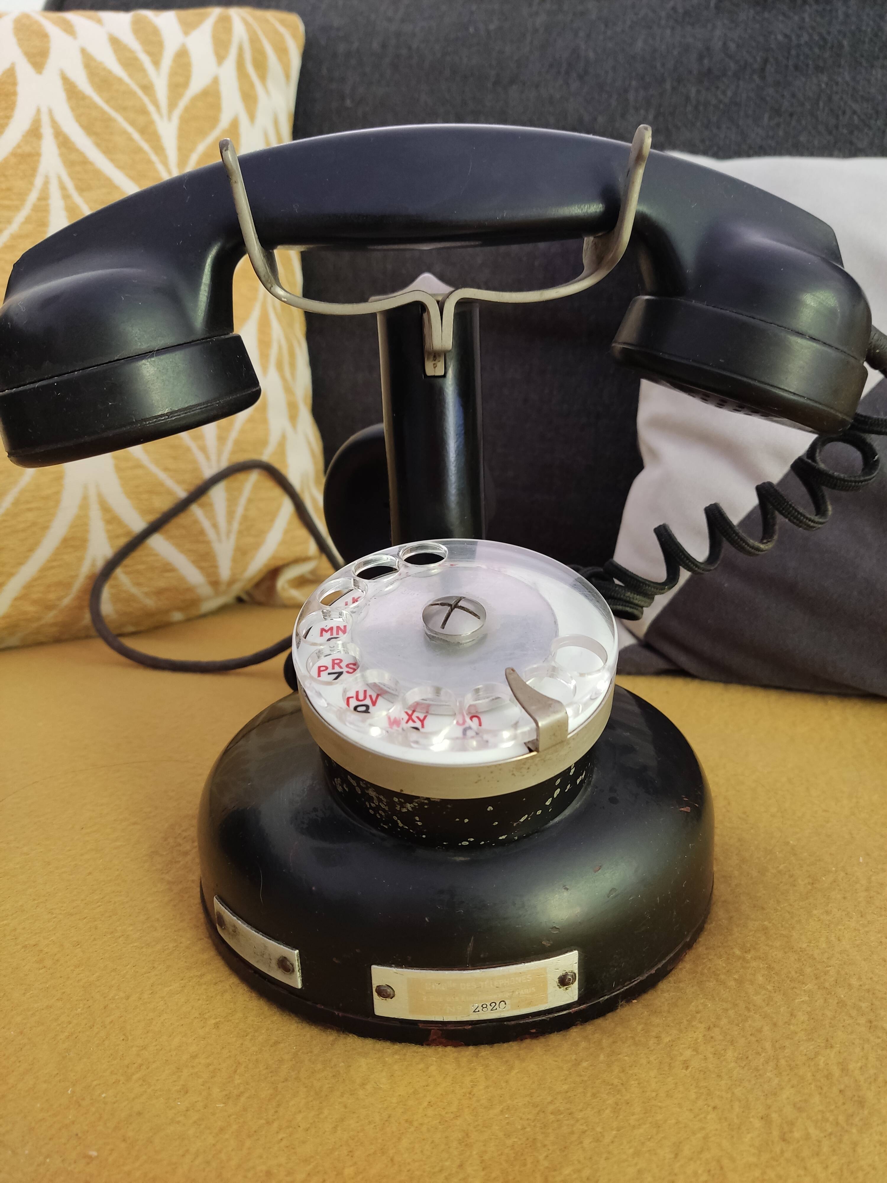 Old peugeot 1930 phone