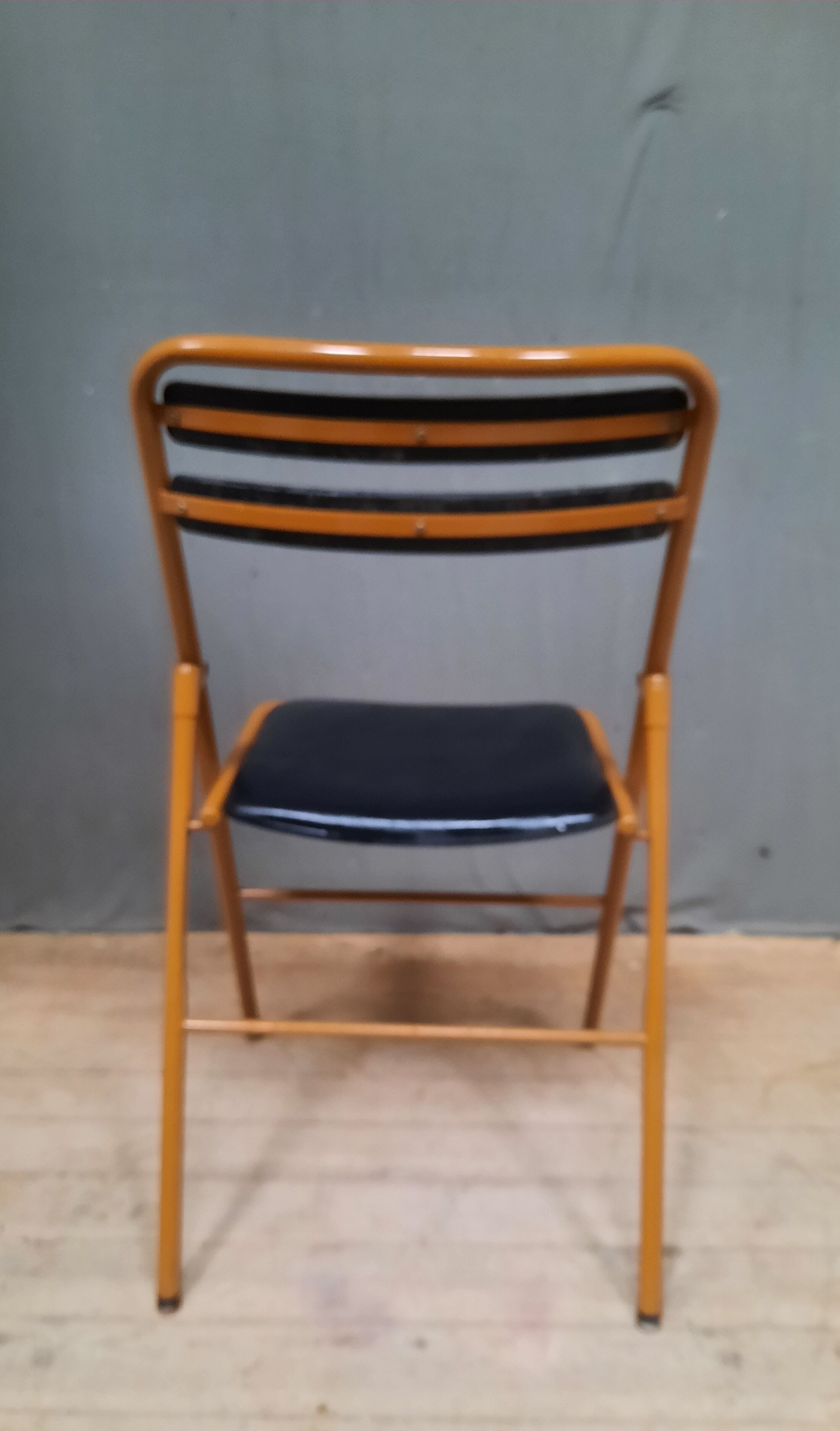 4 folding chairs metal and skai