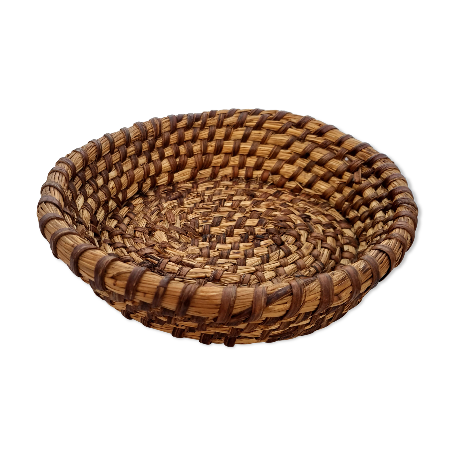 Straw basket