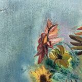 Small table bouquet of vintage flowers