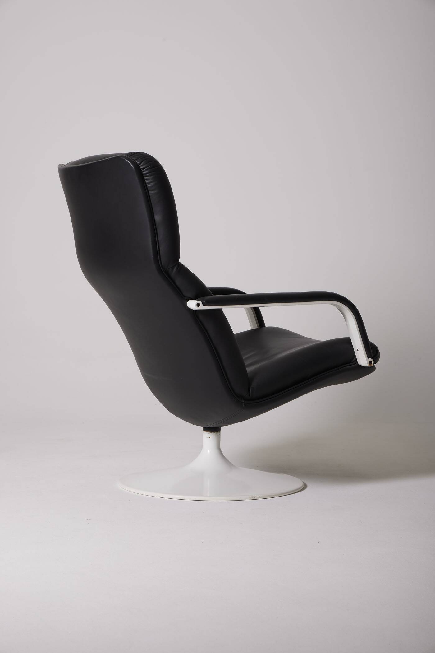 Geoffrey Harcourt black leather armchair