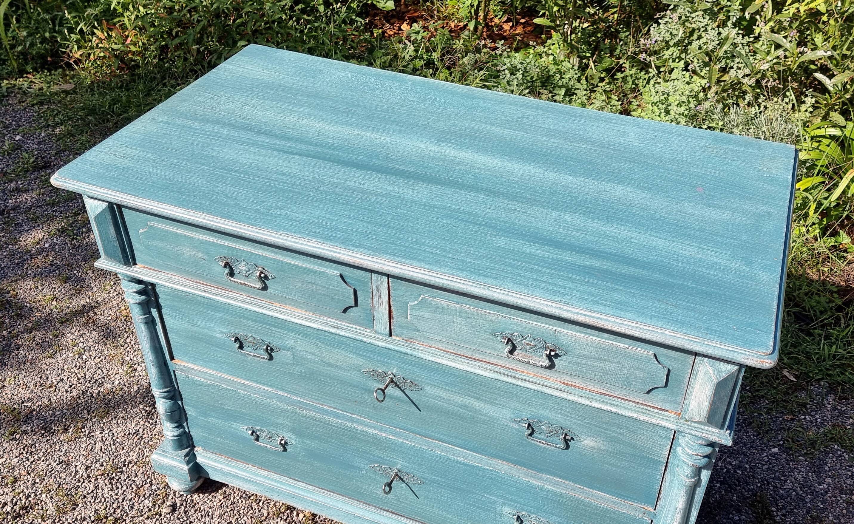 Grande commode rétro 4 tiroirs