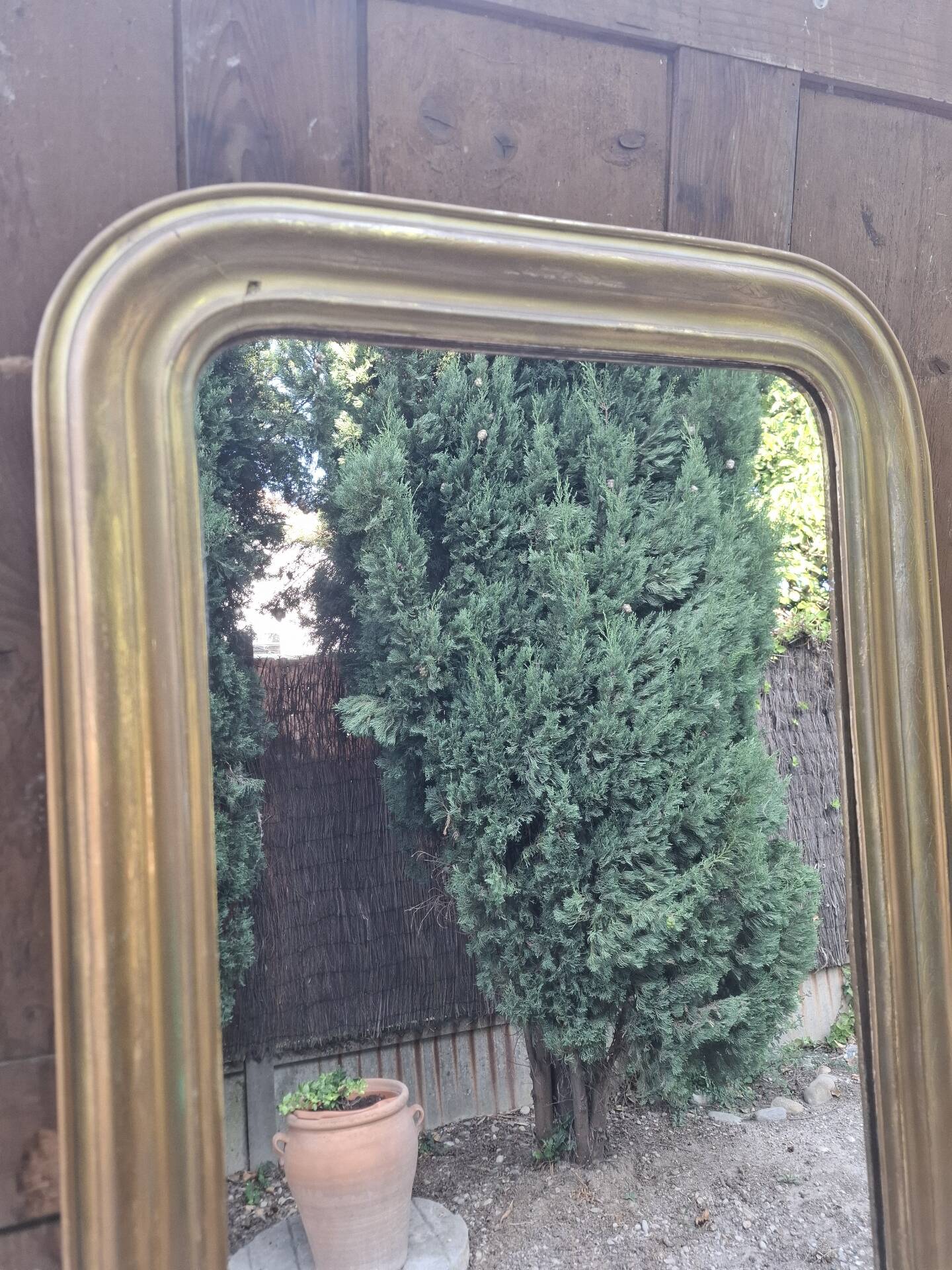 Golden mirror