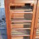 Meuble-vitrine sur pied vintage