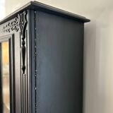 Colonial style display cabinet