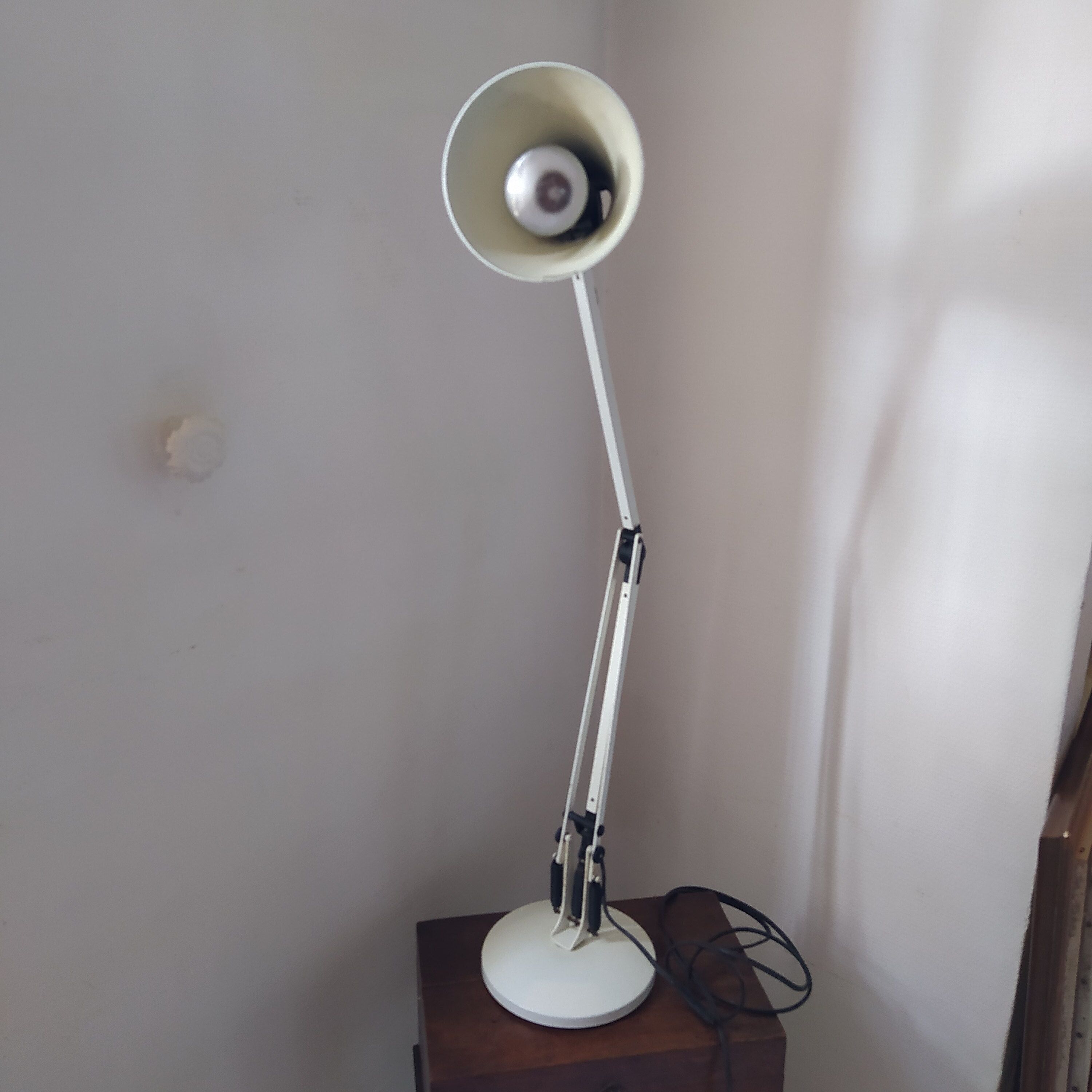 Lamp architect anglepoise designer carwardine