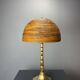 Lampe de table en rattan, bambou et laiton à tige en crayon du milieu du siècle. Années 1970.