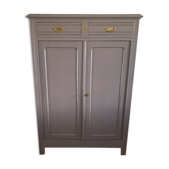 Parisian style wardrobe