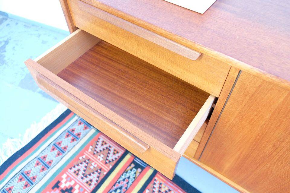 Buffet WK in teak, retro vintage style from the 60s-70s.