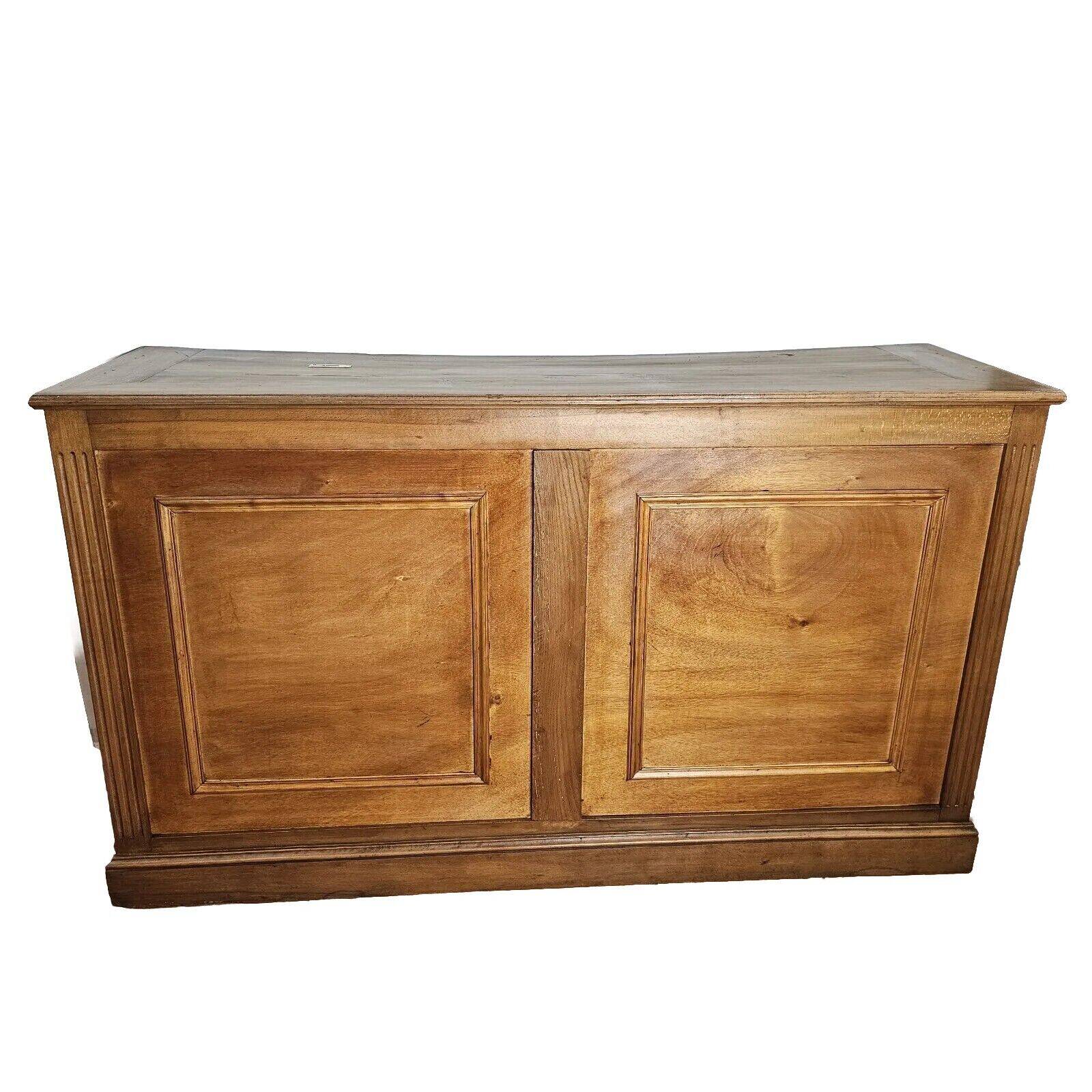 Beech coffee counter