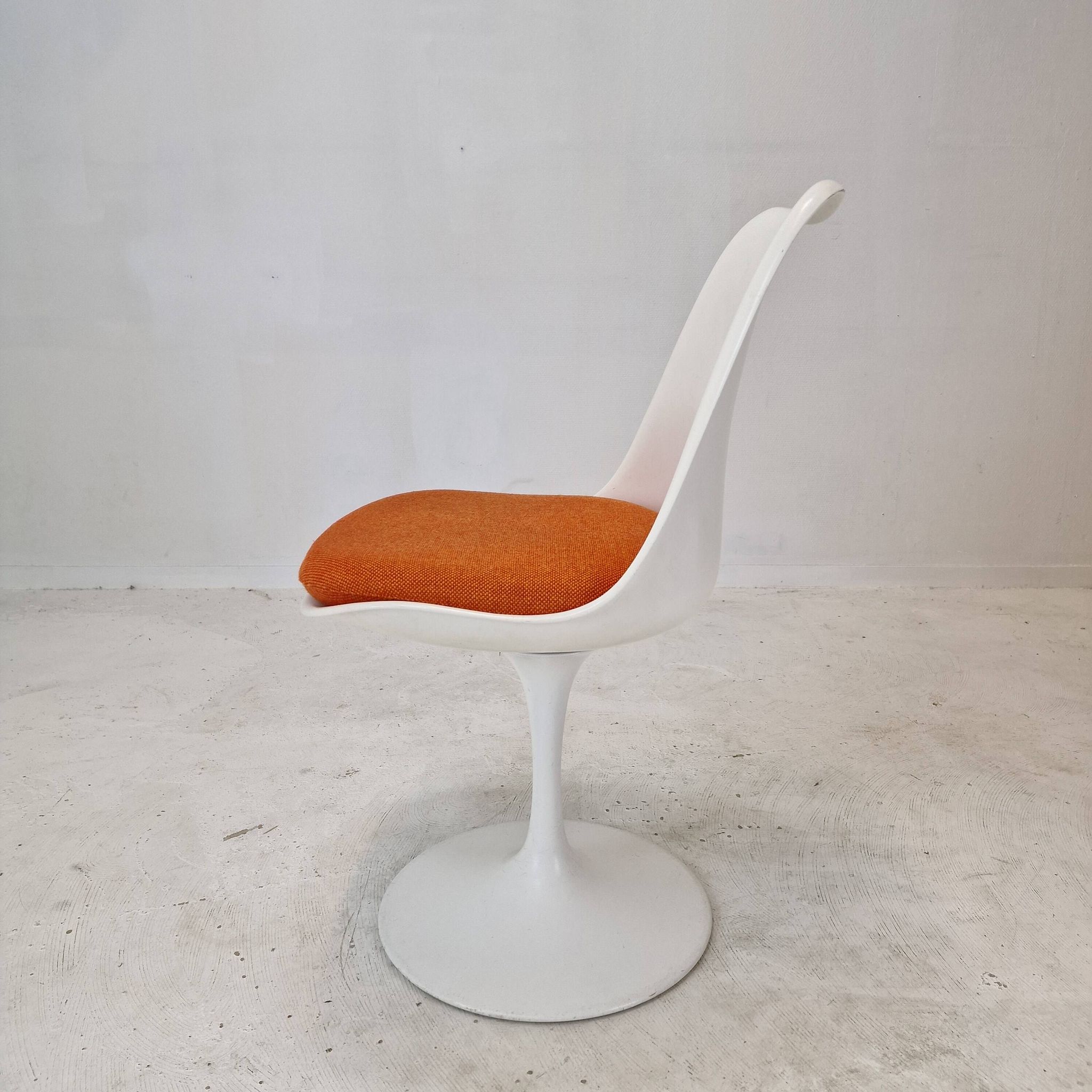 Knoll Marble Dining Table With 5 Chairs by Eero Saarinen, 1960s