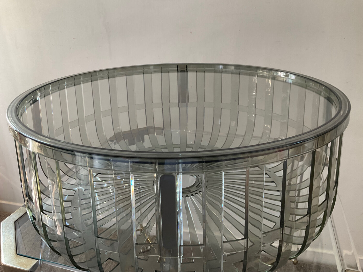 Kartell coffee table by Ronan and Erwan Bouroullec