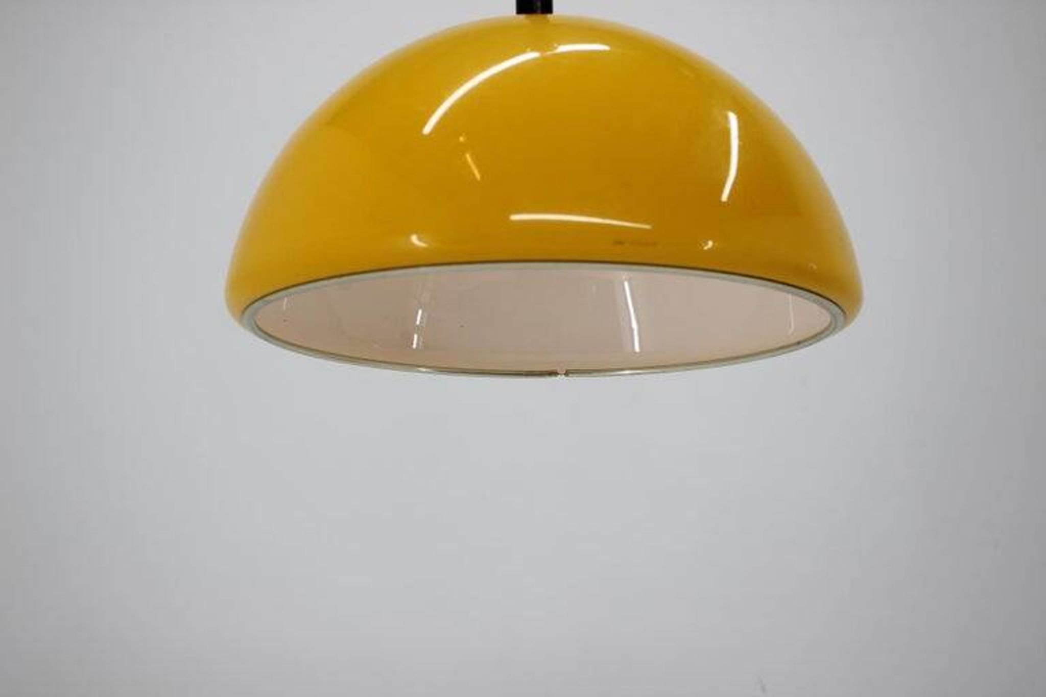 Meblo Pendentif par Harvey Guzzini, années 1970