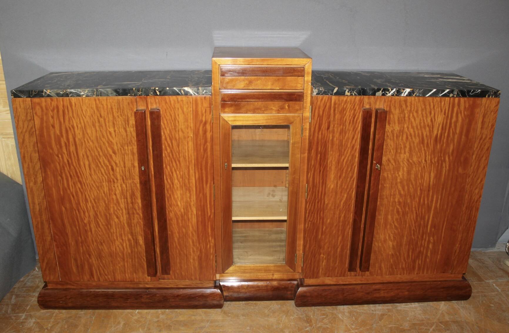 Art Deco mahogany enfilade, attributed to André Sornay around 1930.