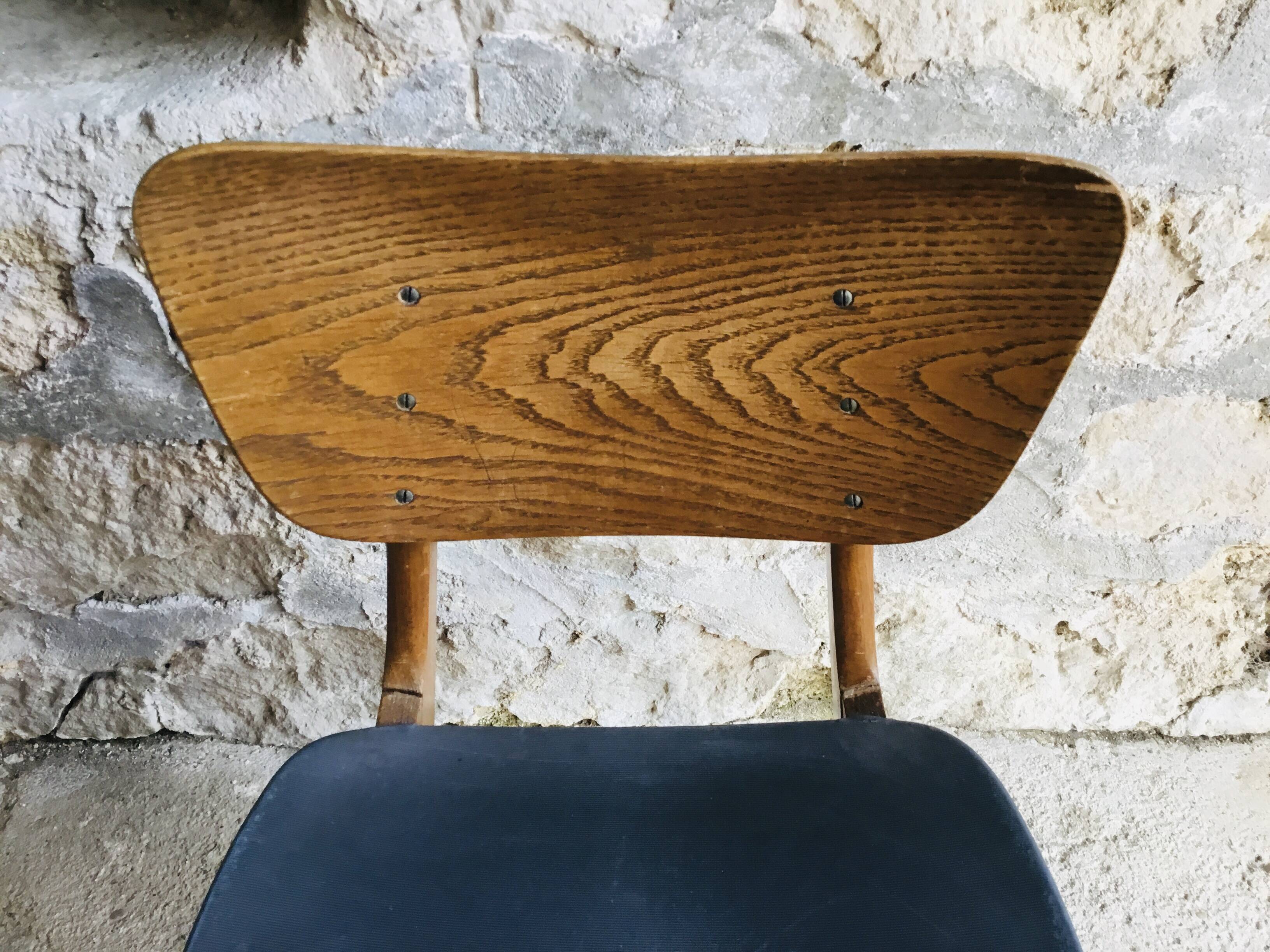 Pair of 6517 chairs by Roger Landault - design 1950