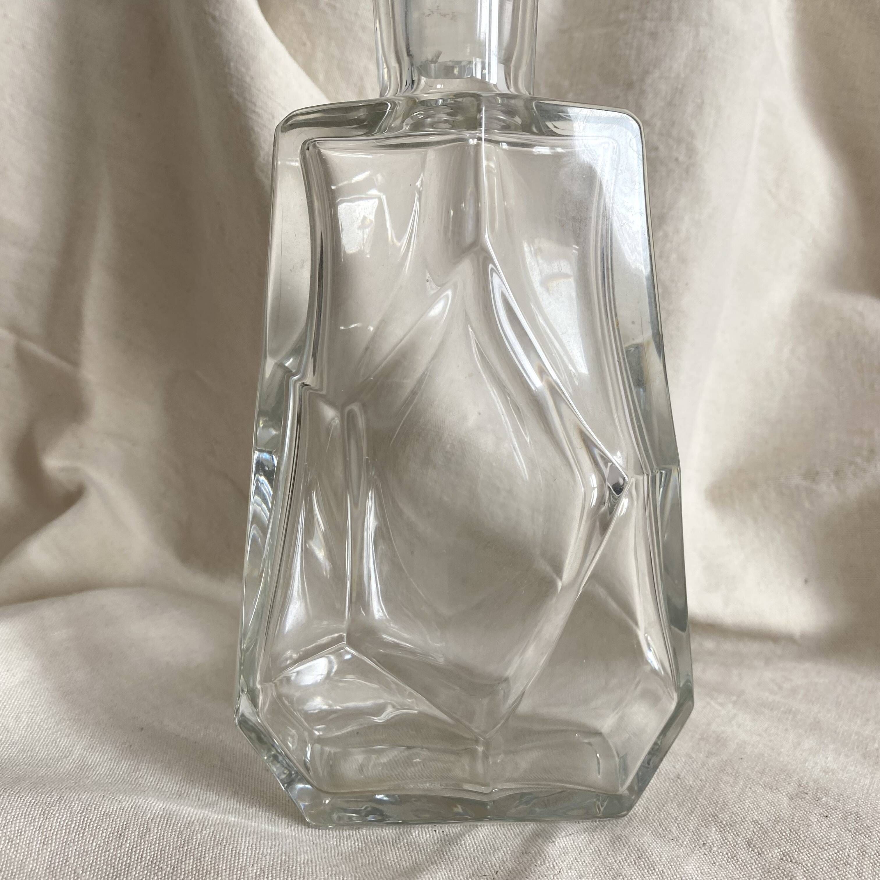 Crystal whisky carafe from Vannes