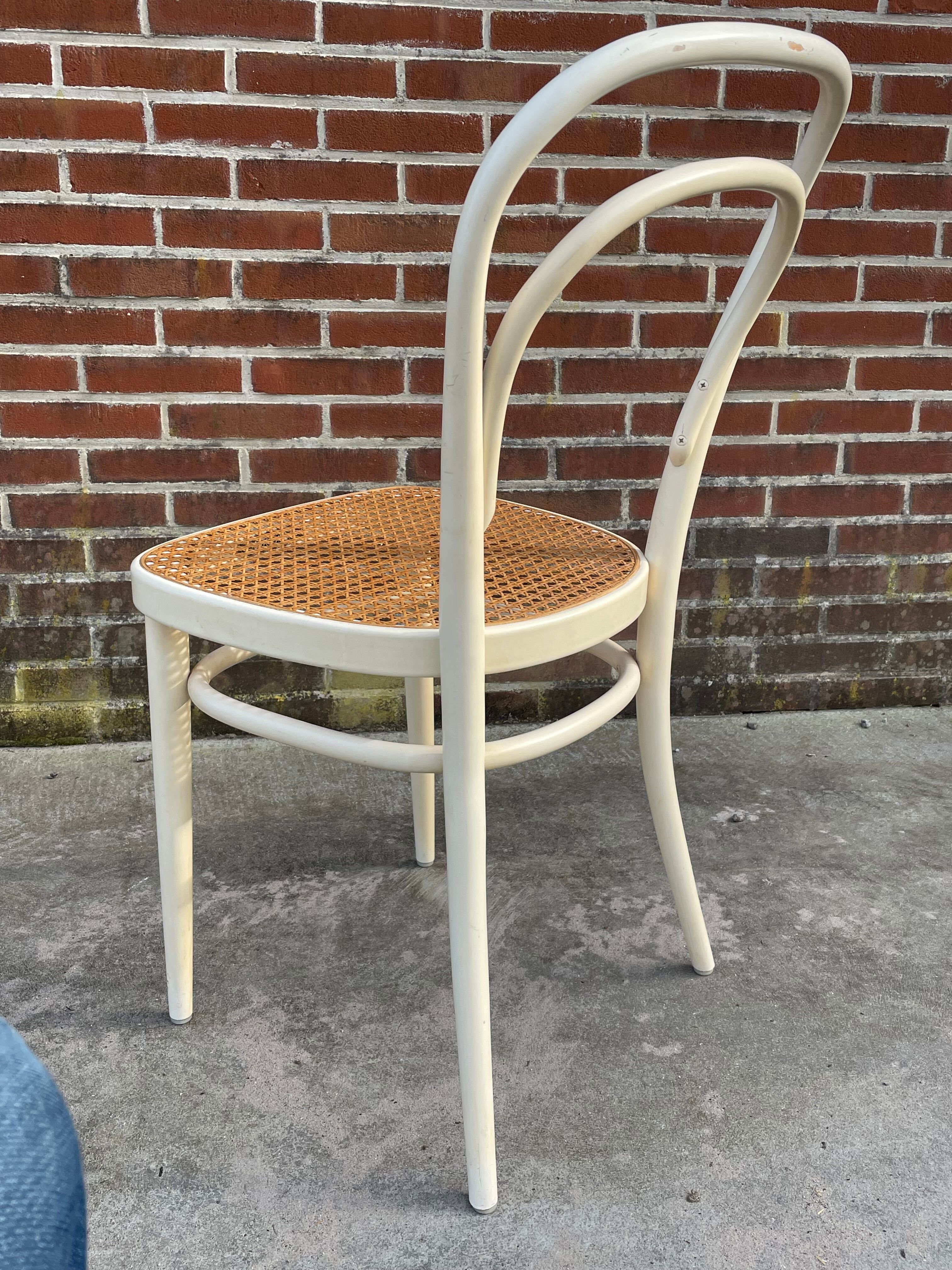 Vintage Thonet no 14 authentic white