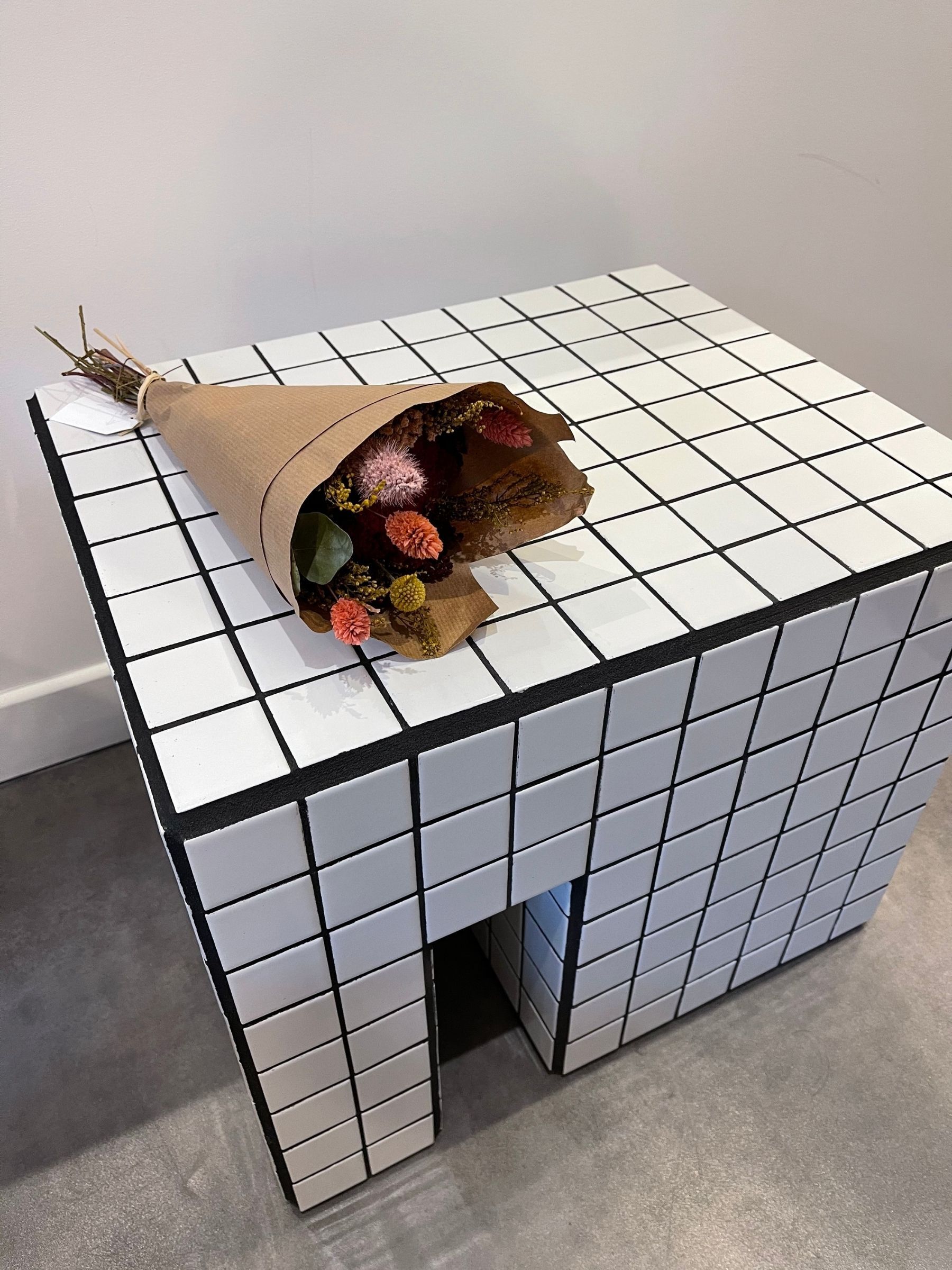 Ceramic bedside table