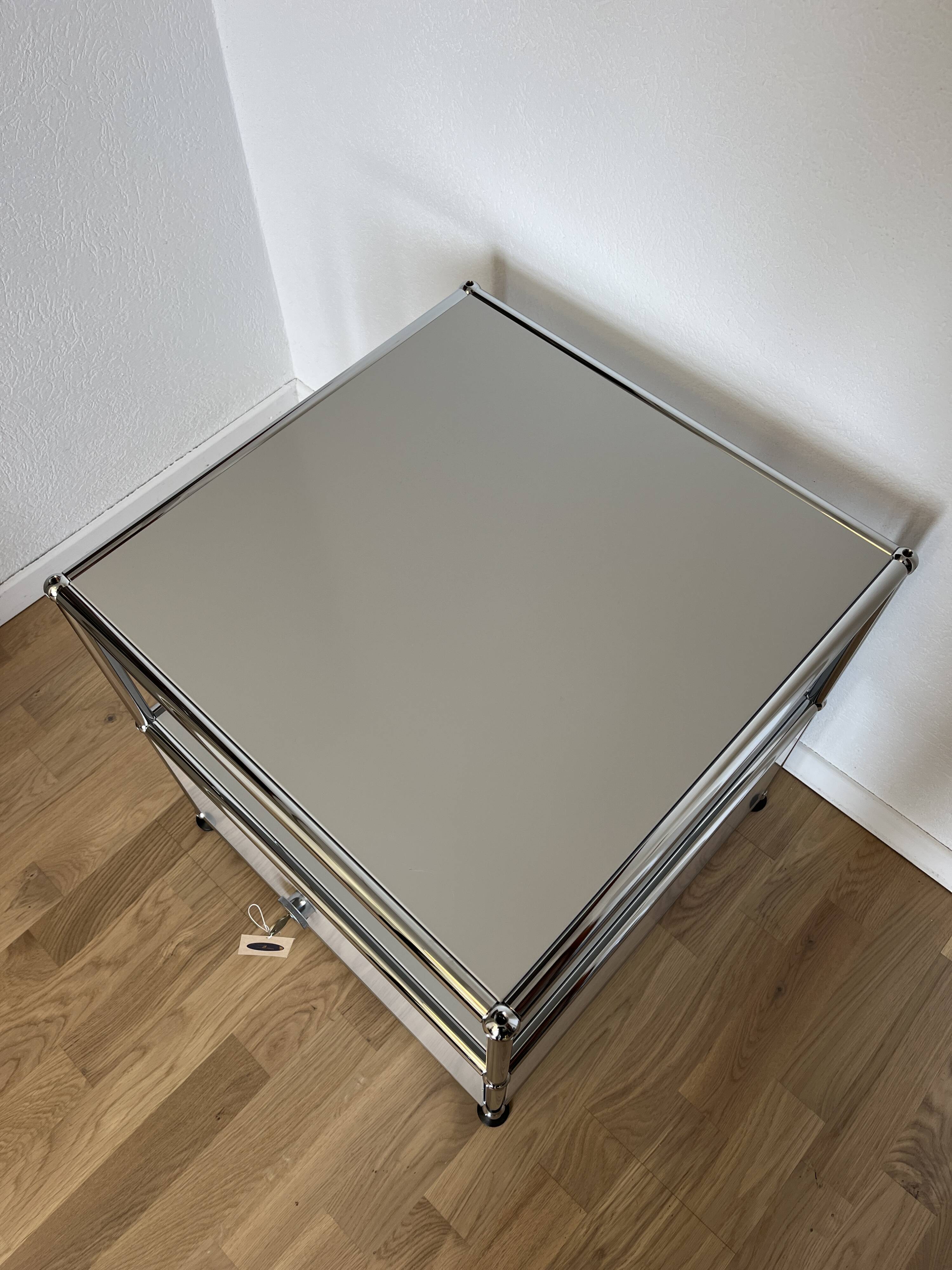 USM Haller furniture in Light Grey