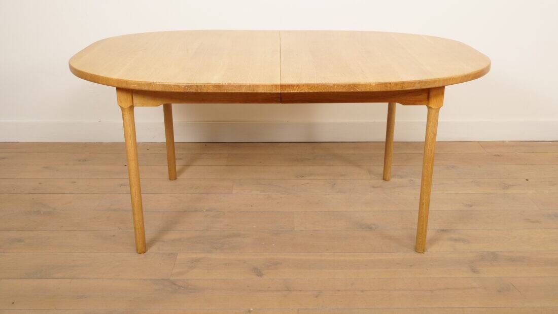 Vintage oval dining table | Oak | Extendable