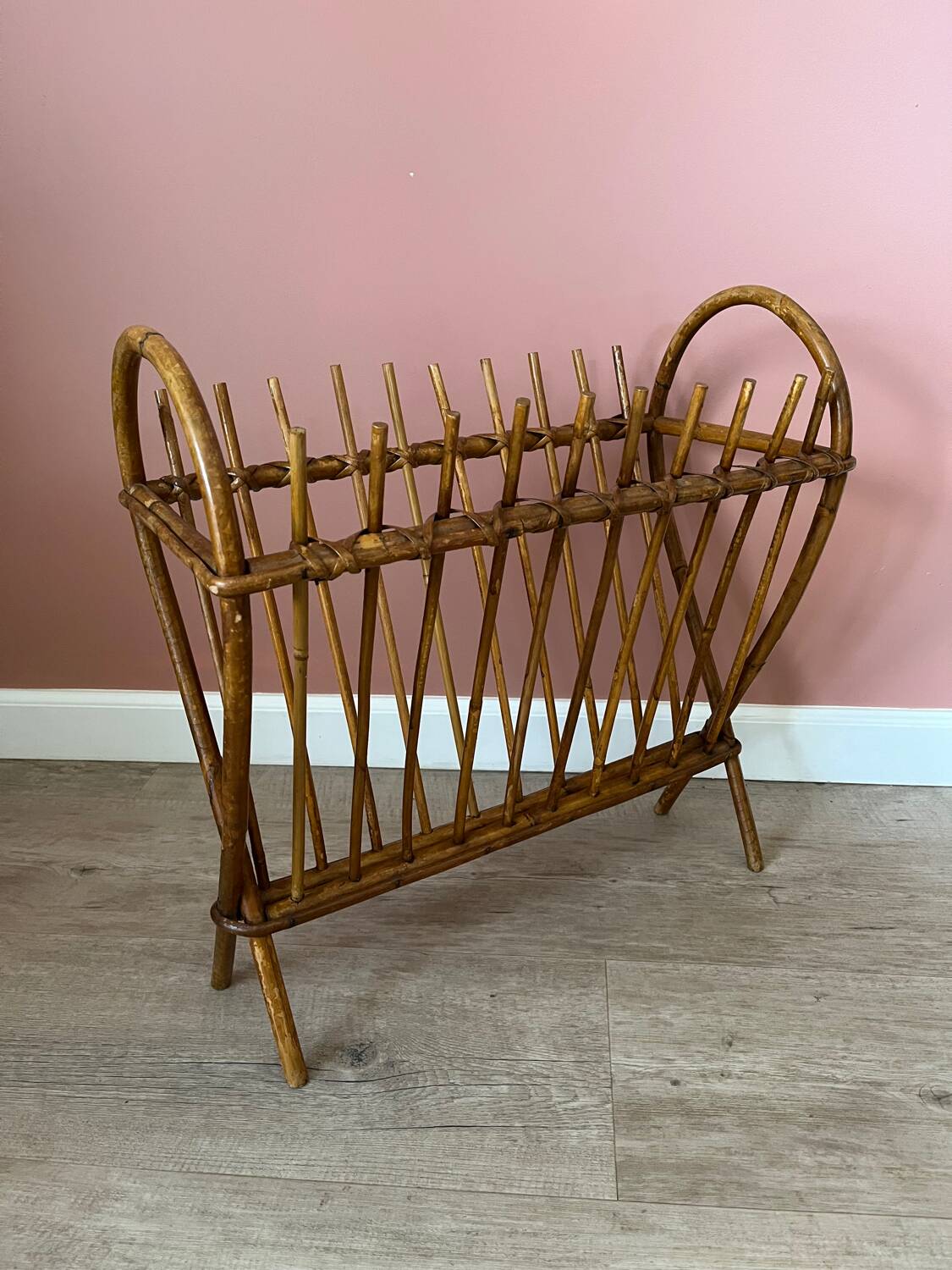 Rattan wicker magazine rack