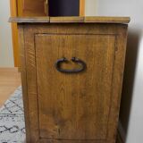 Coffre en bois rustique