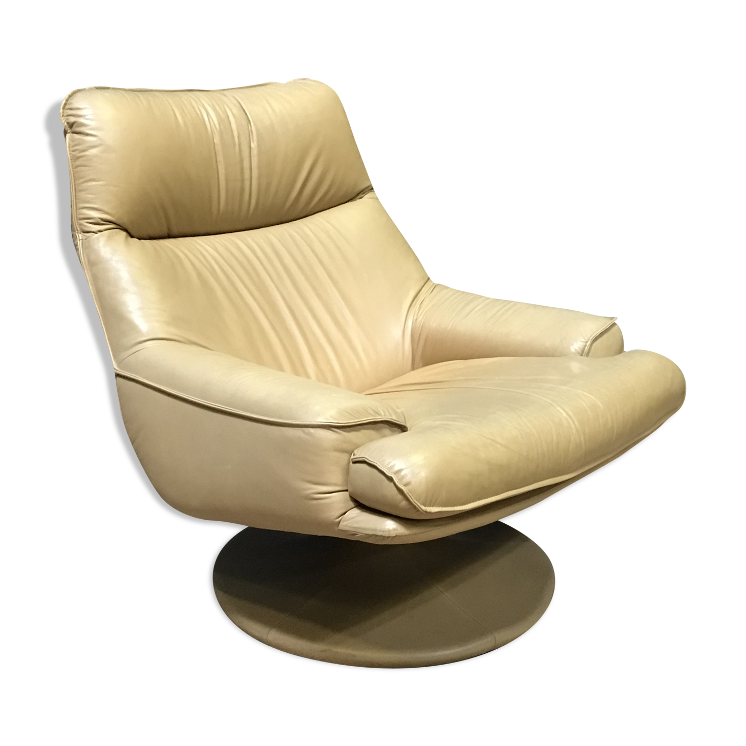 Vintage design armchair