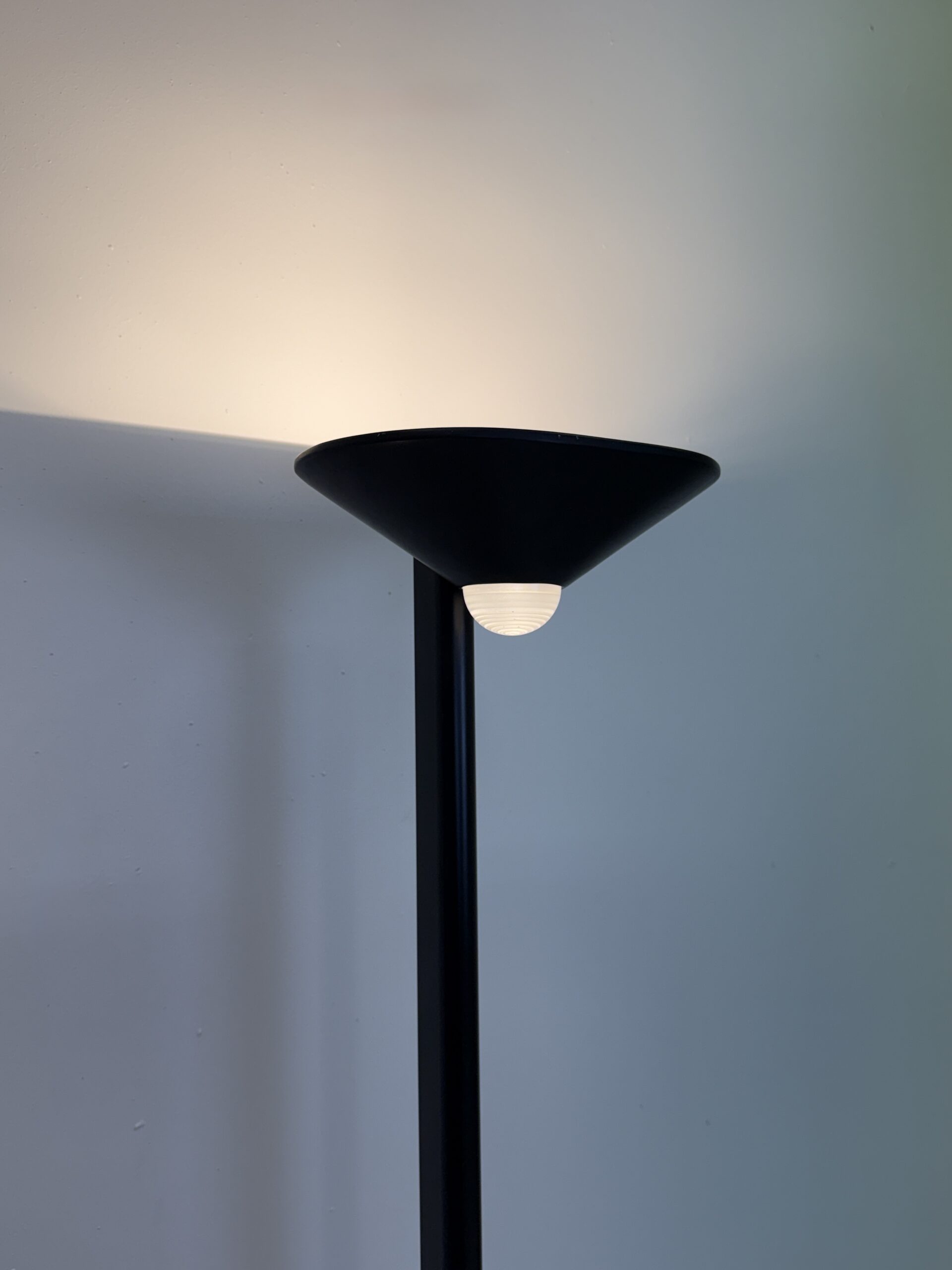 Lampadaire « Ciclope » — Barbieri & Marianelli — Italie, années 1980