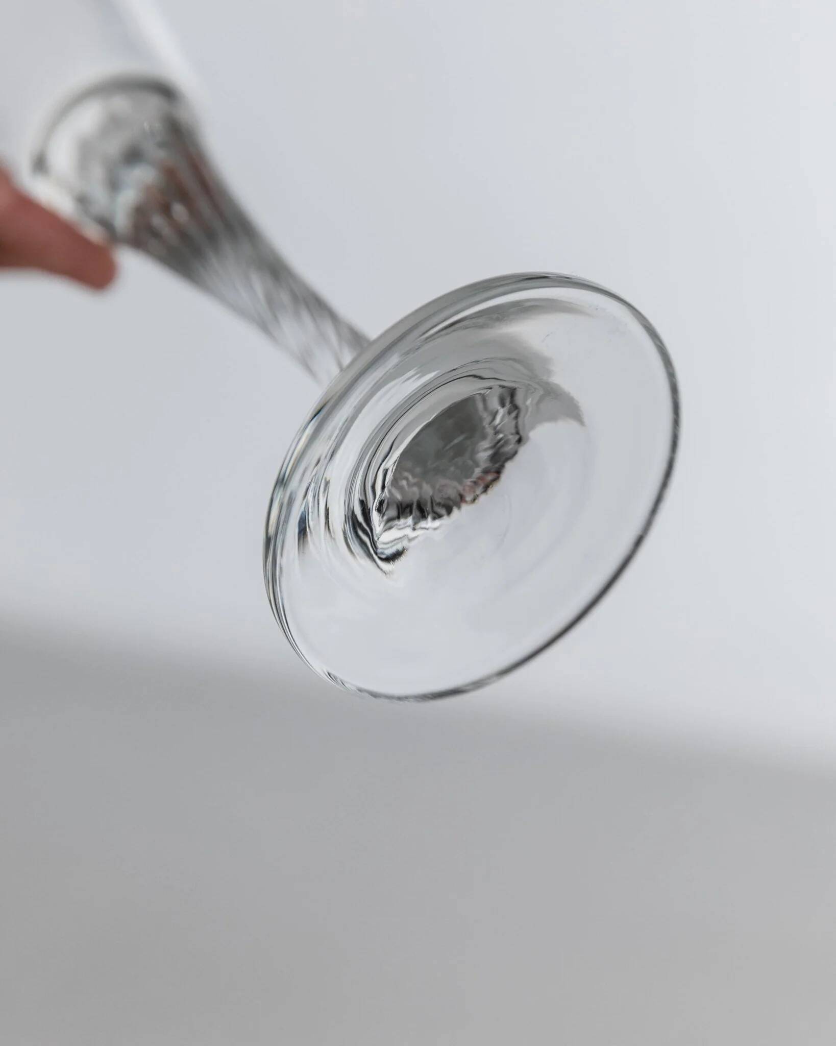 Clear Glass Champagne Flutes, Vintage 1980s, Set of 8 with Swirled Stems