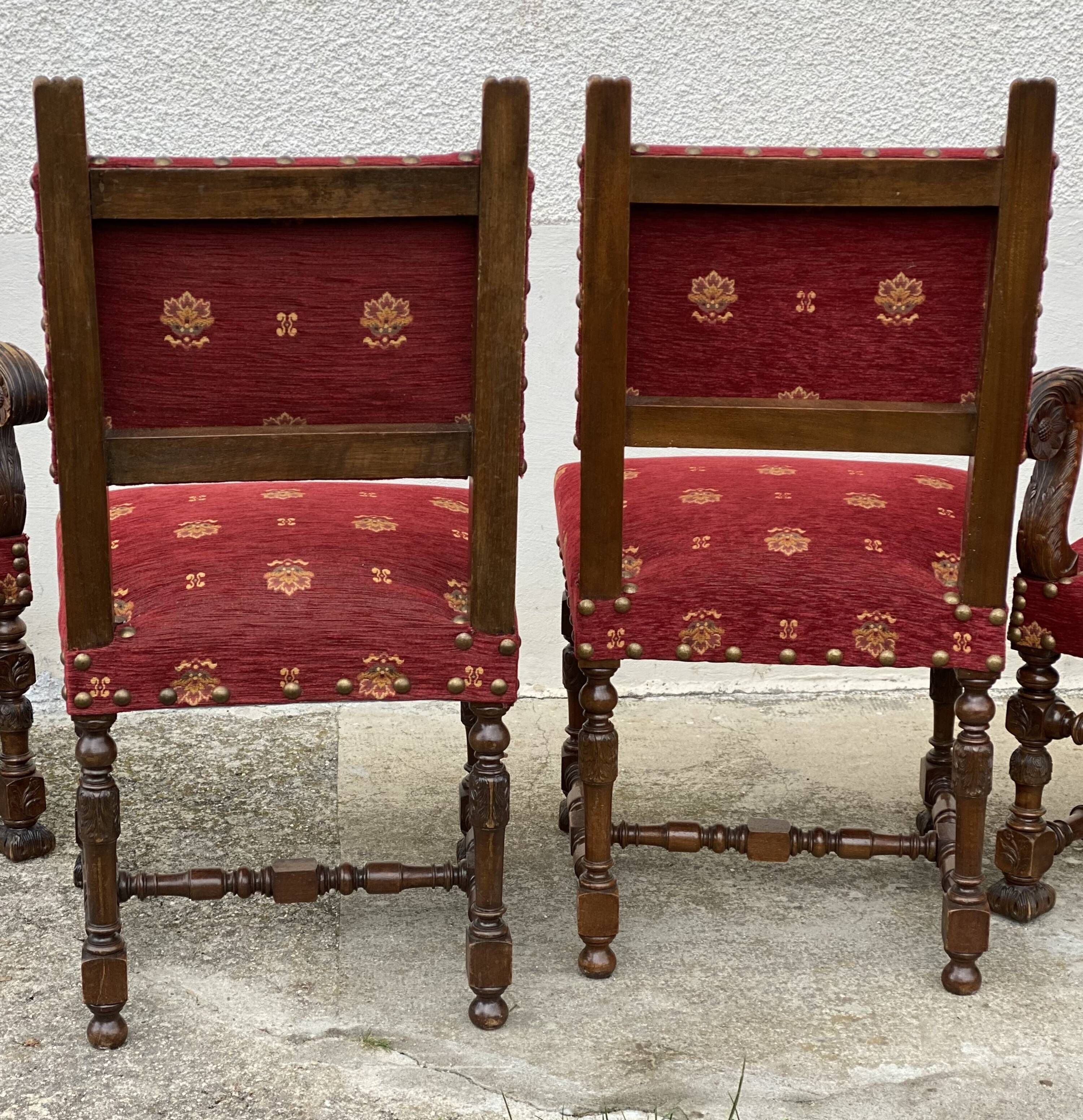 Living room (carved chairs and armchairs) in Louis XIII style