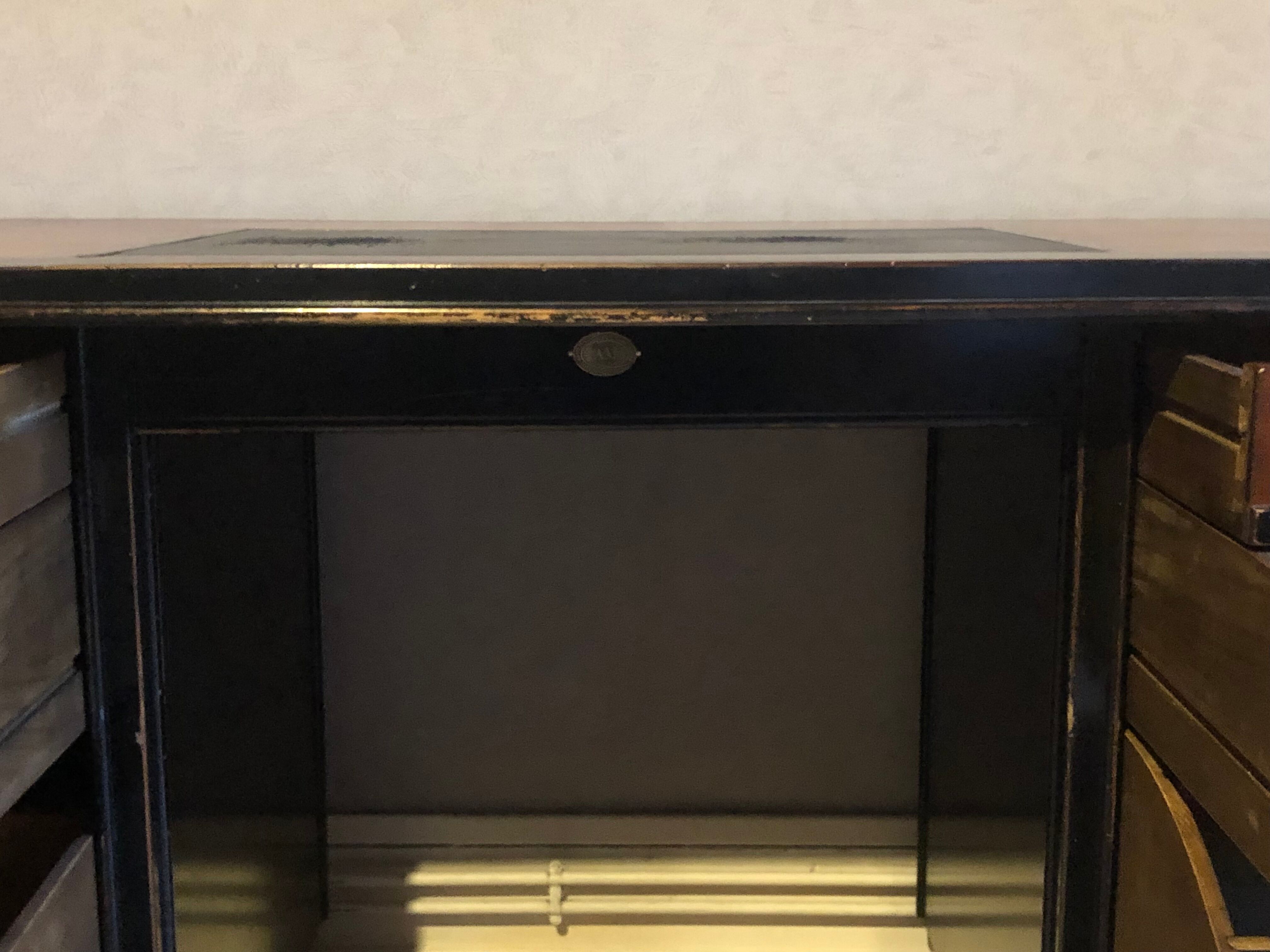 Captain's office per mare per terram