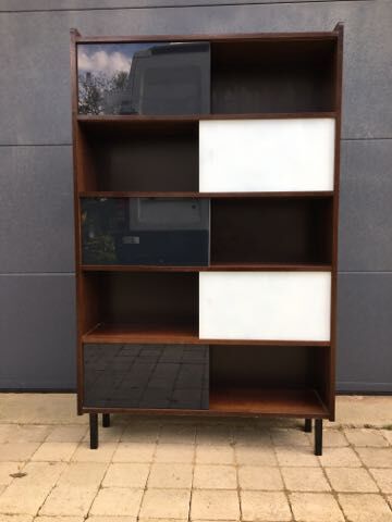 Vintage library/showcase,