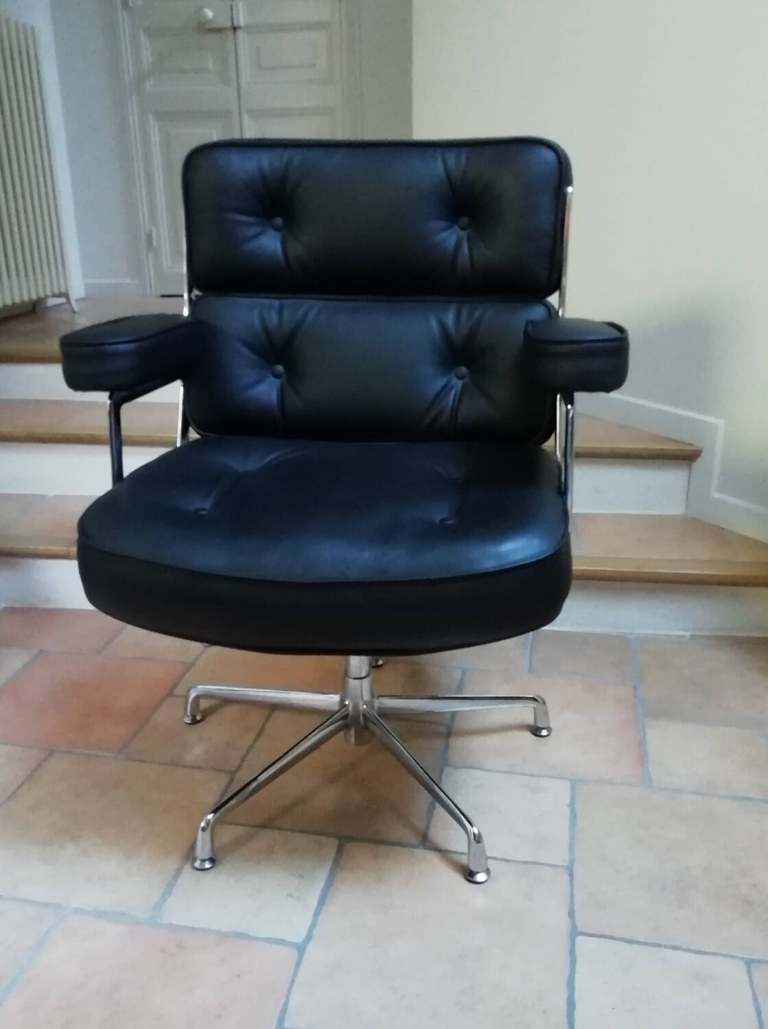 Italian leather desk chair