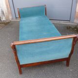 Empire daybed in mahogany gooseneck