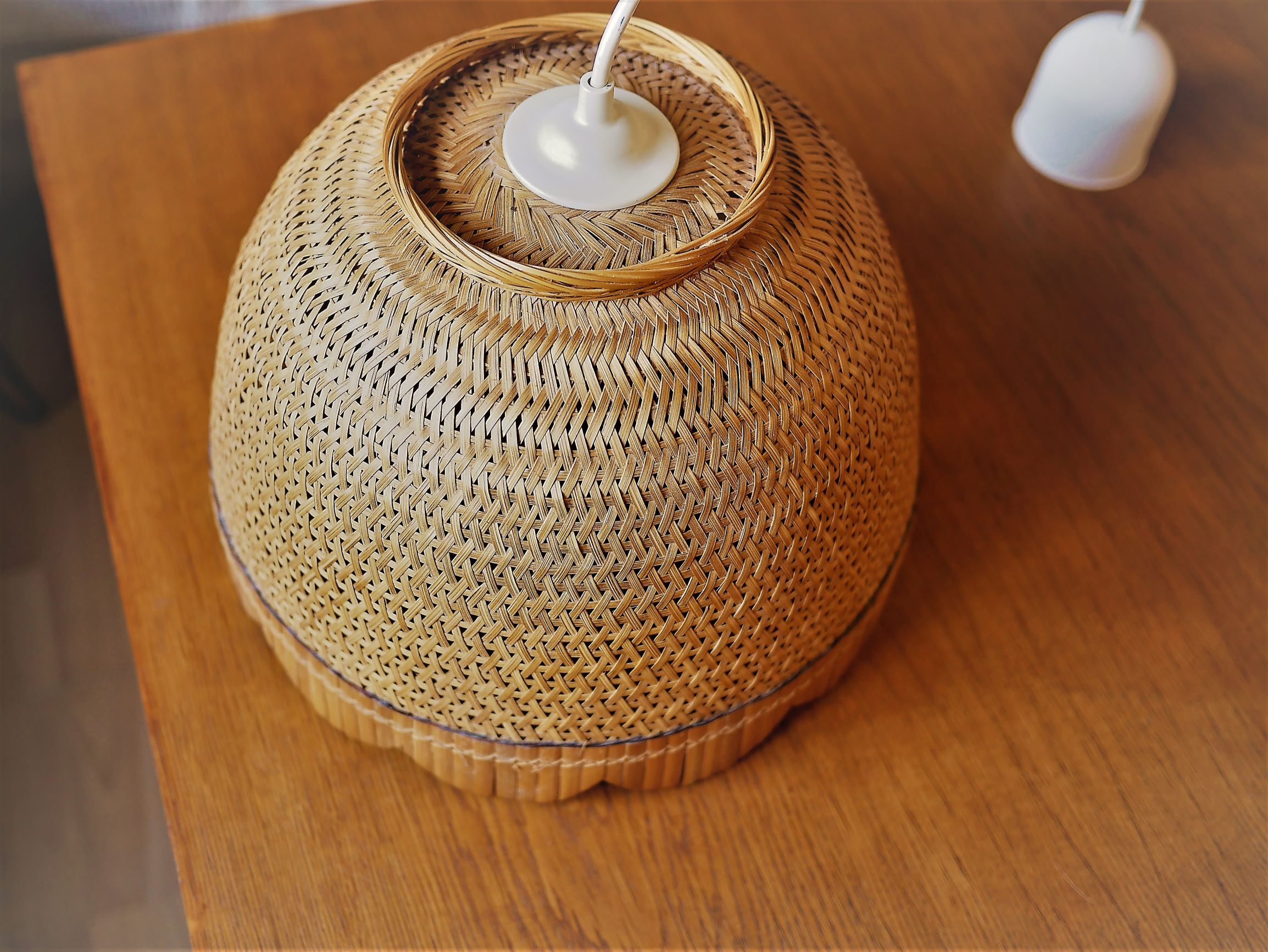 Rattan pendant light