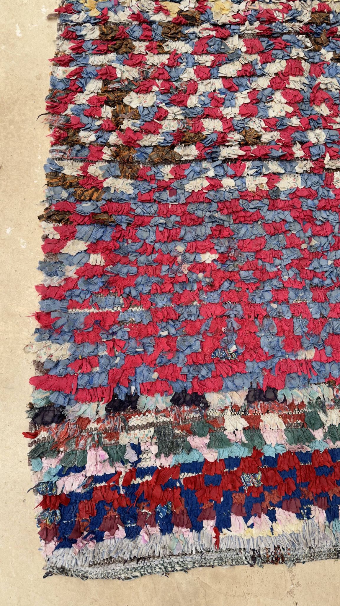 Tapis Berbère Boucherouite coloré - 99 x 160 cm