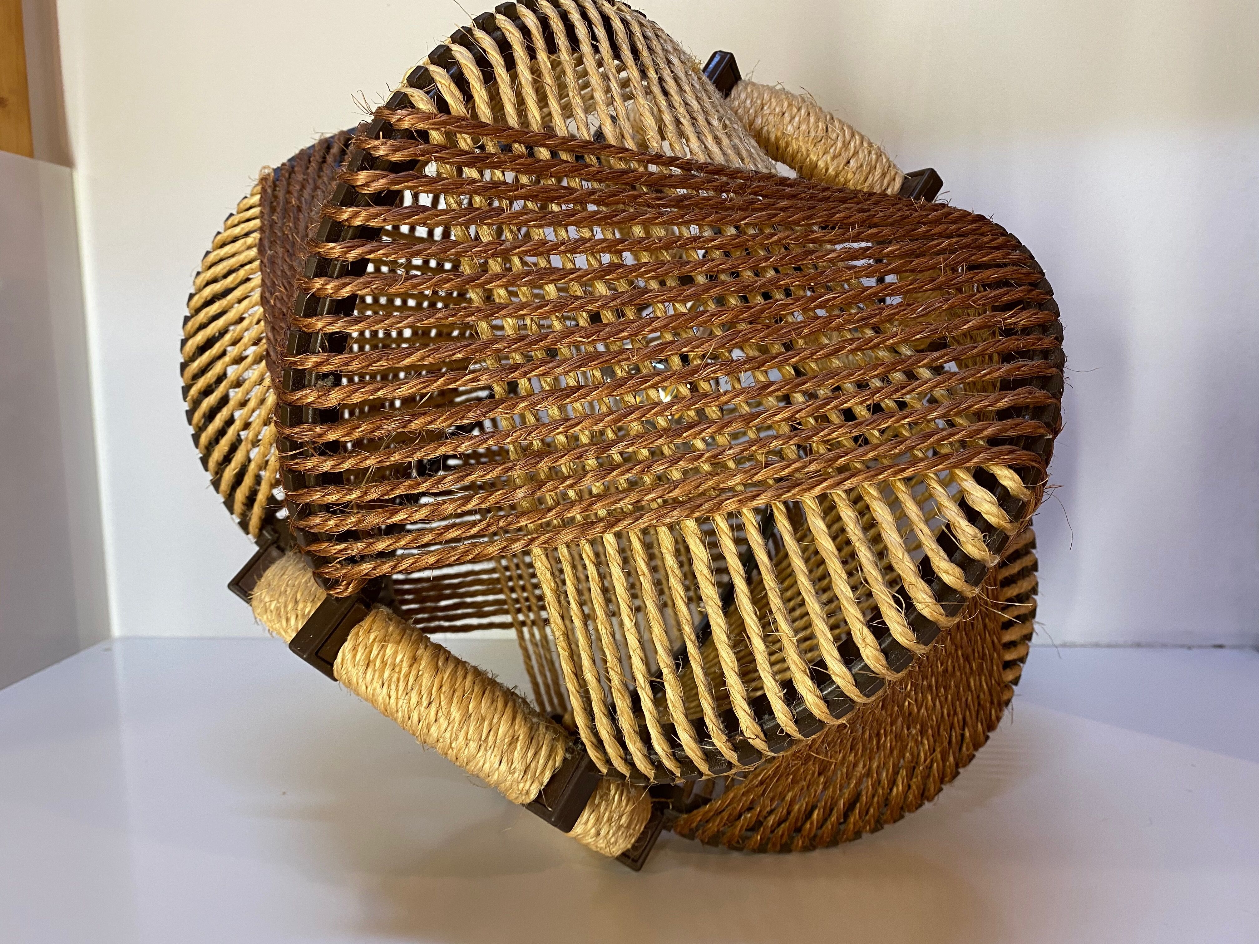 Scandinavian hanging lamp in plastic and stretched wire, 1950