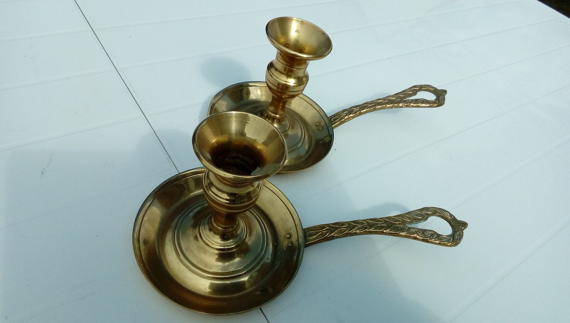 Cellar rat to hand former candleholder