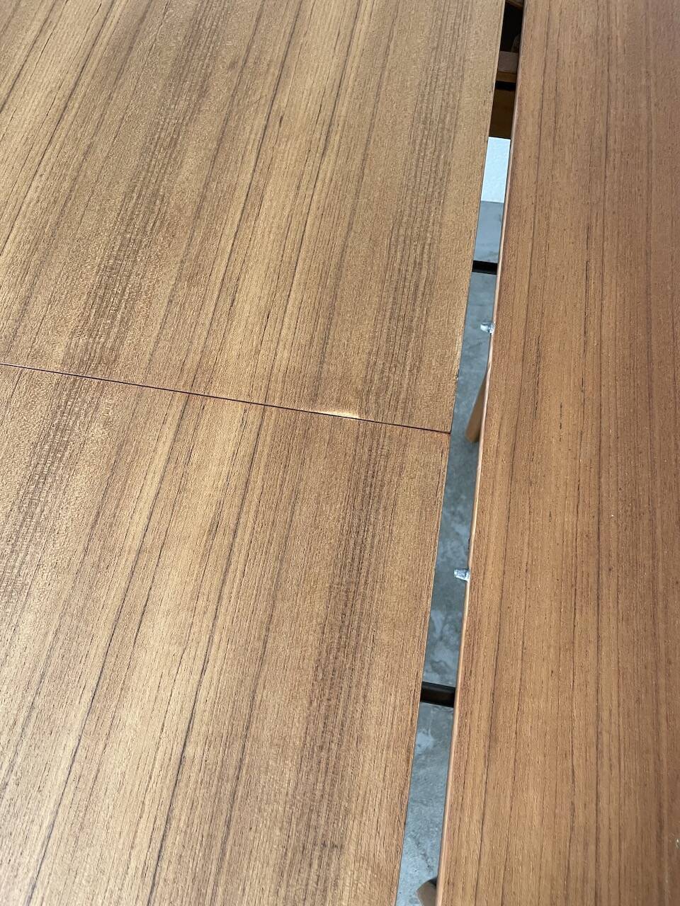 Scandinavian round teak table with extension