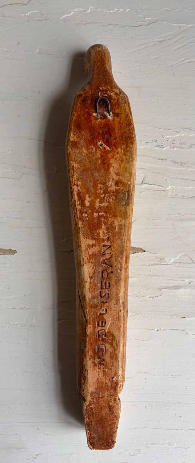 Plaster statuette of Our Lady of the Bindweed