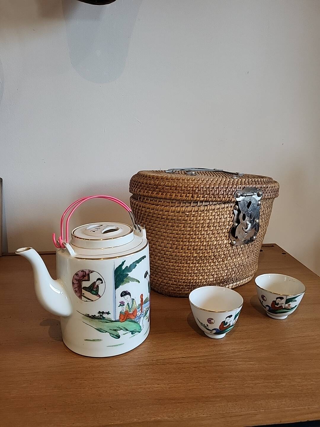 Vintage tea set and basket