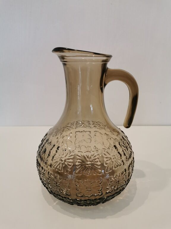 Glass set and decanter made of smoked glass from Italy