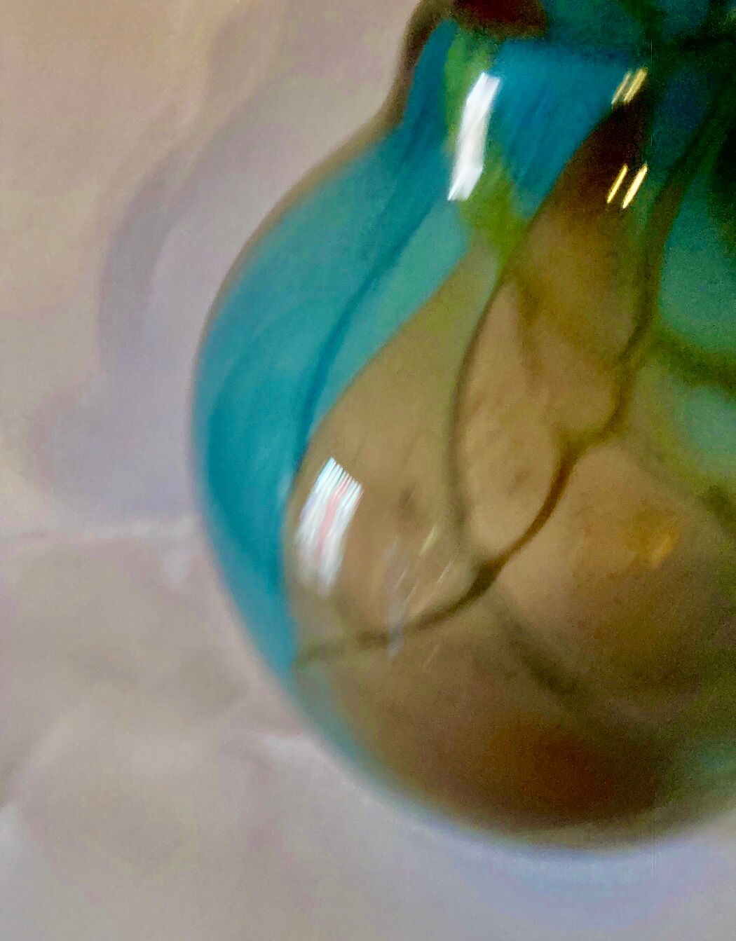 Vase fulvio bianconi pezzati and dated 81