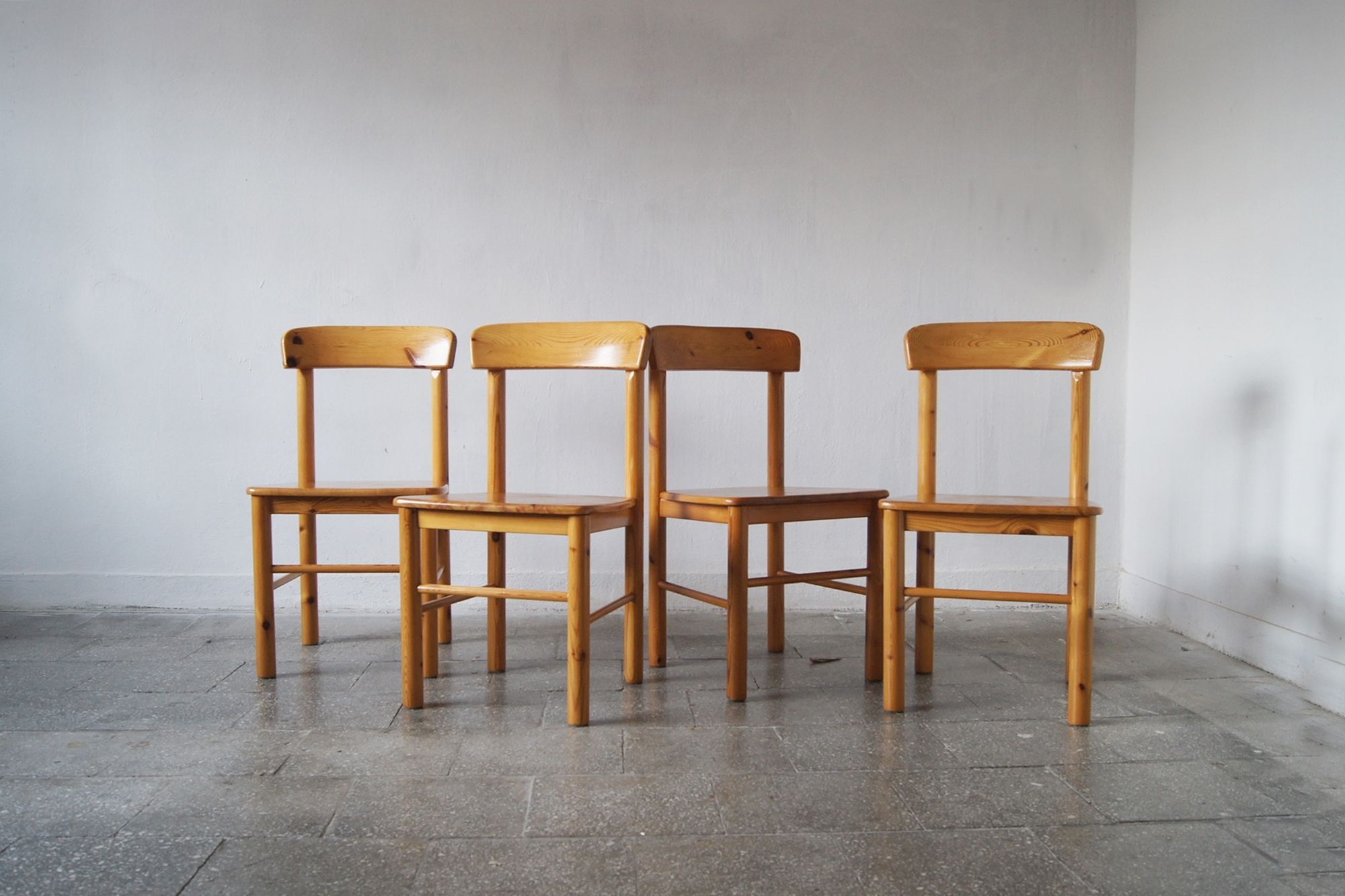 4 brutalist pine dining chairs attributed to rainer daumiller for hirtshals savvaerk